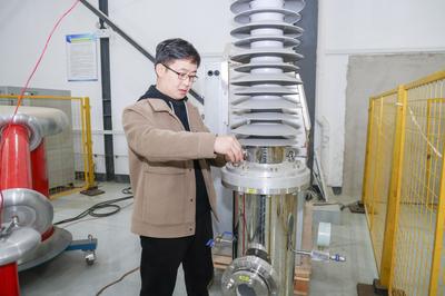 在科研一線挑大梁，武漢這些“90后”電力科研人員正當(dāng)時(shí)